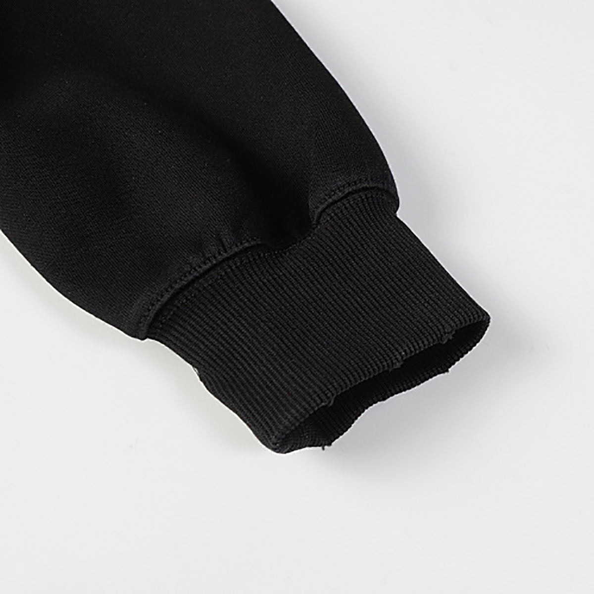 black-hoodie-ribbed-cuff-detail