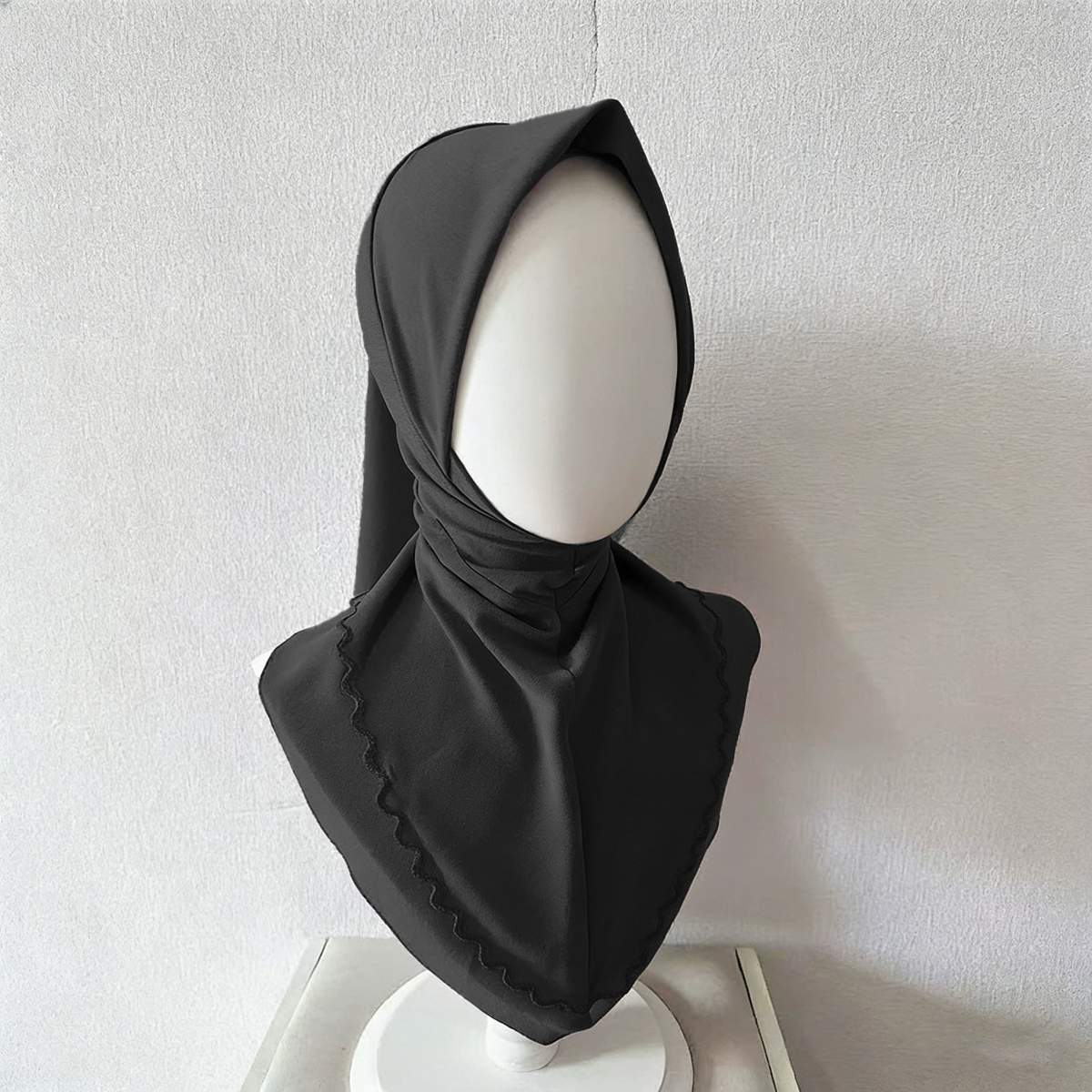 Black breathable instant hijab