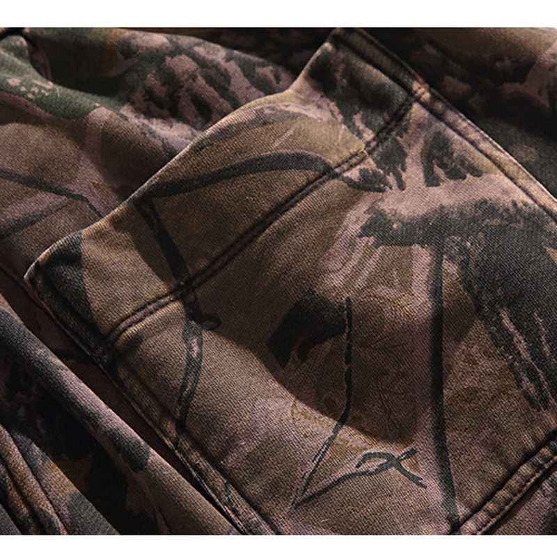 Forest Camo Fabric & Pocket Detail for Custom Jogger Pants OEM ODM