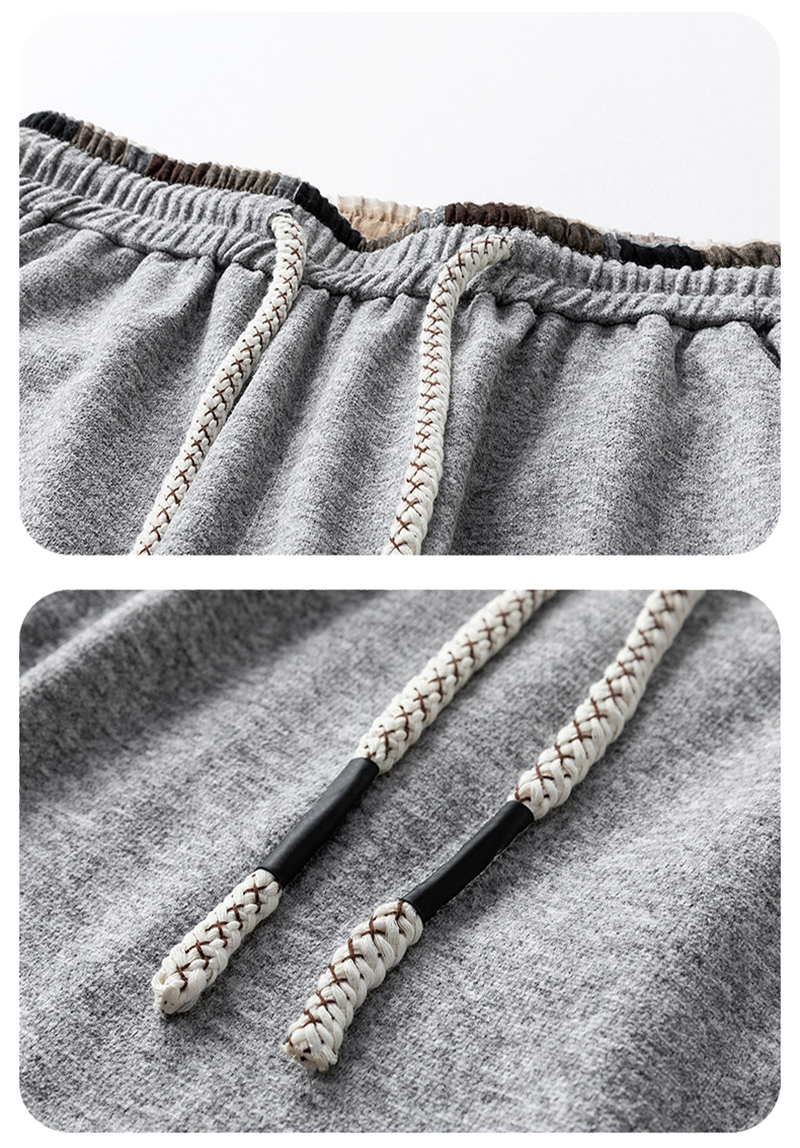 Elastic Waistband & Drawstring Toggle Detail of Sweatpants